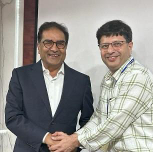 Mr. Rajiv Kapoor